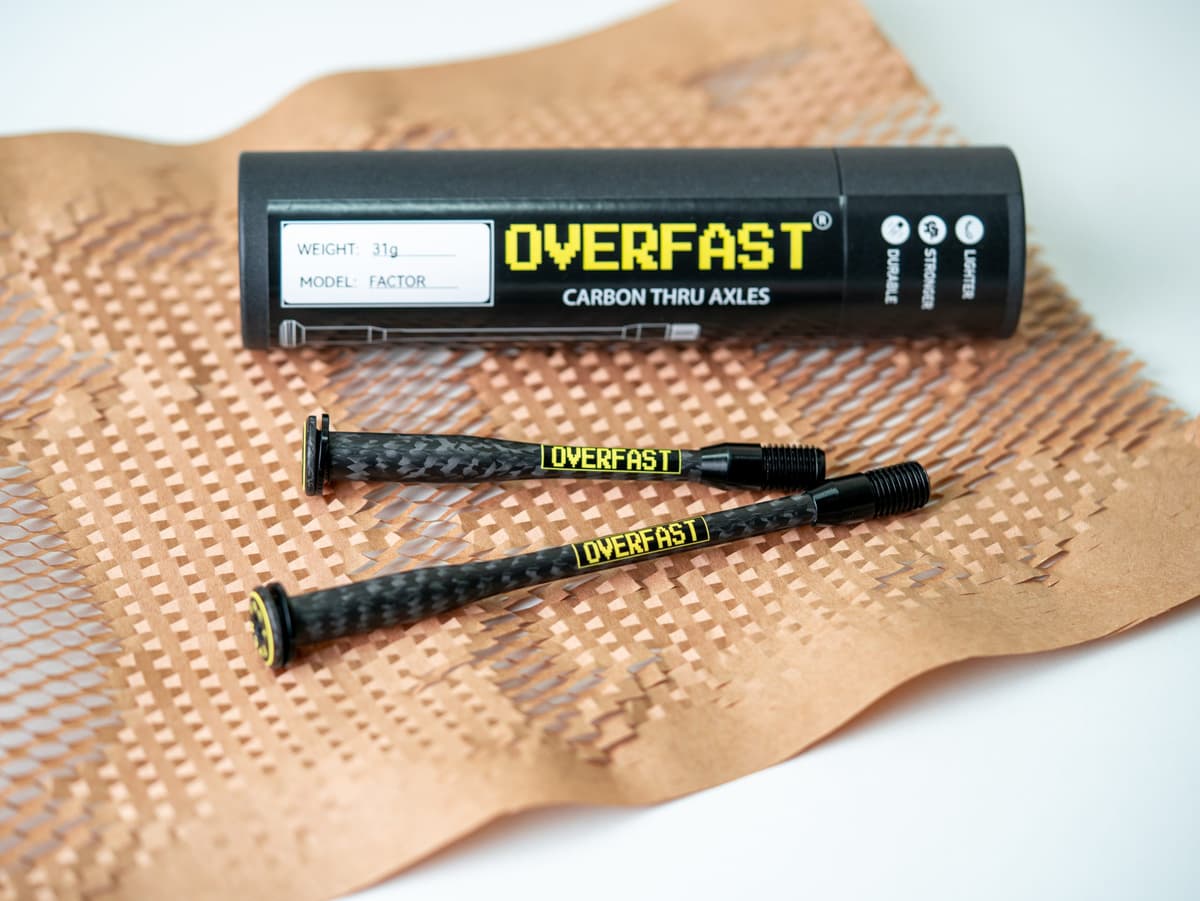 Overfast Ultralight Carbon Thru Axle 2