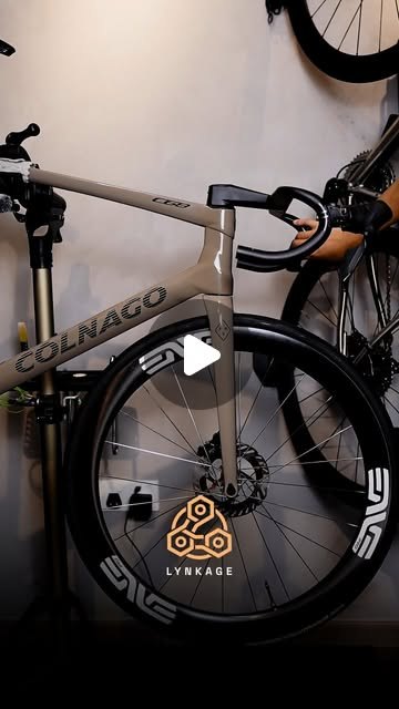 Colnago C68 Pas Normal Studios · Dura-Ace R9270 Di2 build